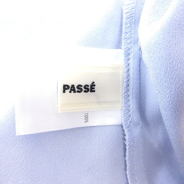 LAISSE PASSE(レッセパッセ)のレッセパッセ シャツ ブラウス スリットネック フリル 半袖 38 青 ブルー レディースのトップス(シャツ/ブラウス(半袖/袖なし))の商品写真