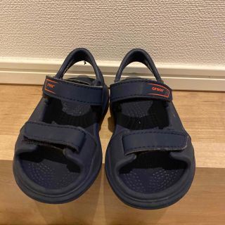 クロックス(crocs)のcrors クロックスサンダル　キッズ(サンダル)