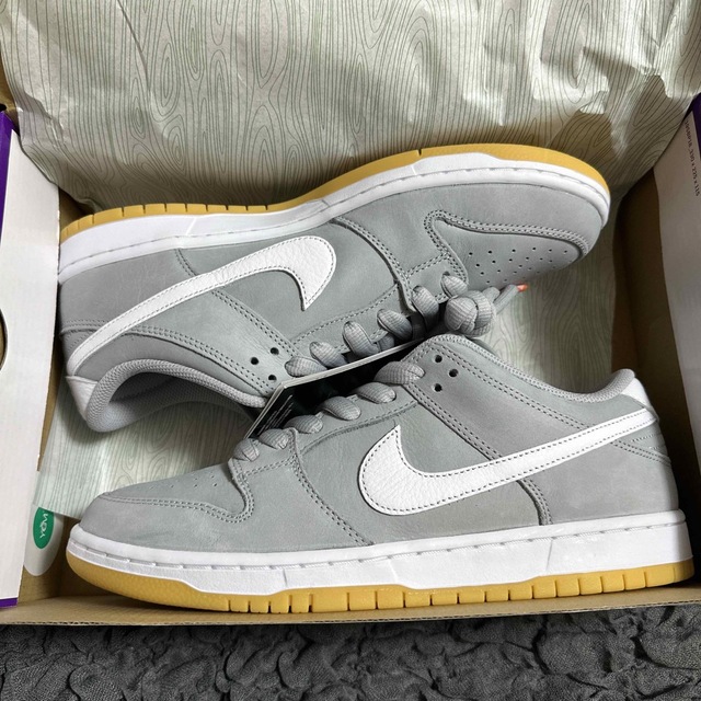 即日発送可 新品未使用 Nike SB Dunk Low "Grey Gum"