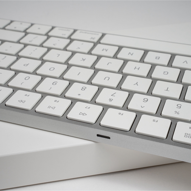 Apple - Apple Magic Keyboard US配列 箱付き 美品の通販 by Mizzo's ...