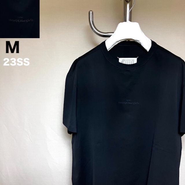 Hiro1313マルジェラ黒系新品 M マルジェラ 23ss ロゴ反転Tシャツ 黒黒 4724