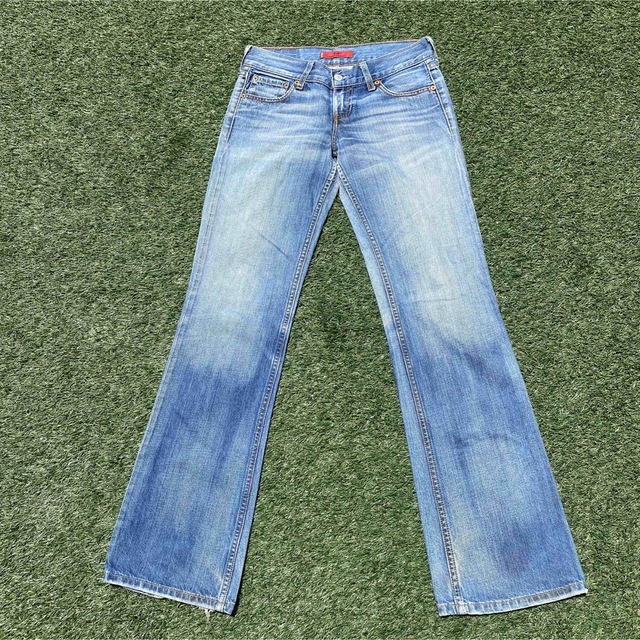 Levi's(リーバイス)のリーバイス 557 W28 L34 ブルーデニムジーンズスクエアカットストレート メンズのパンツ(デニム/ジーンズ)の商品写真