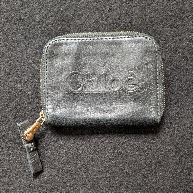 Chloe クロエ ラウンドファスナー 二つ折り財布 型押し リボン レザー