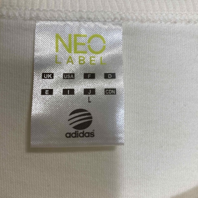 adidas(アディダス)のadidas NEO Tシャツ アニマル柄 ゴールド Lサイズ ラメ メンズのトップス(Tシャツ/カットソー(半袖/袖なし))の商品写真