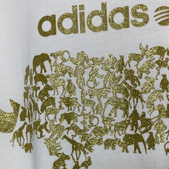 adidas(アディダス)のadidas NEO Tシャツ アニマル柄 ゴールド Lサイズ ラメ メンズのトップス(Tシャツ/カットソー(半袖/袖なし))の商品写真