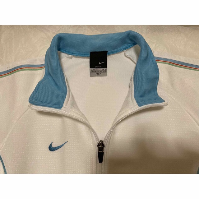 NIKE(ナイキ)のNIKE 男児　上下セット　ジャージ　白 キッズ/ベビー/マタニティのキッズ服男の子用(90cm~)(その他)の商品写真