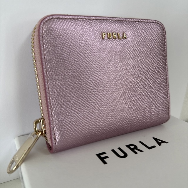 ジップ内部【新品 レア！】FURLA ジップアラウンド 折財布 キラキラ