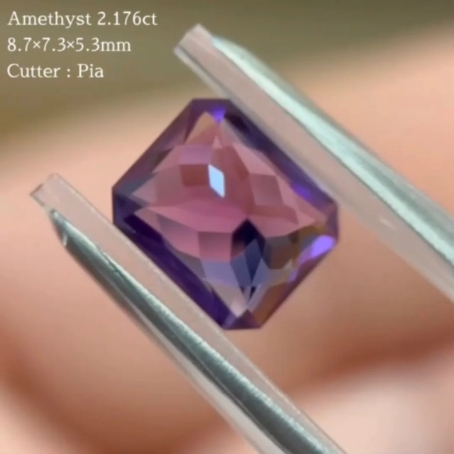 ヤフオクへ移動→両面オモテ！こだわりの詰まったアメジスト2.176ct レディースのアクセサリー(その他)の商品写真