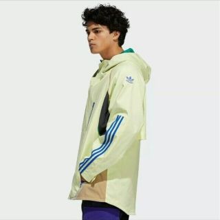 アディダス(adidas)の良品 アディダス オールタイム ライトグリーン マウンテンパーカー サイズＬ(マウンテンパーカー)