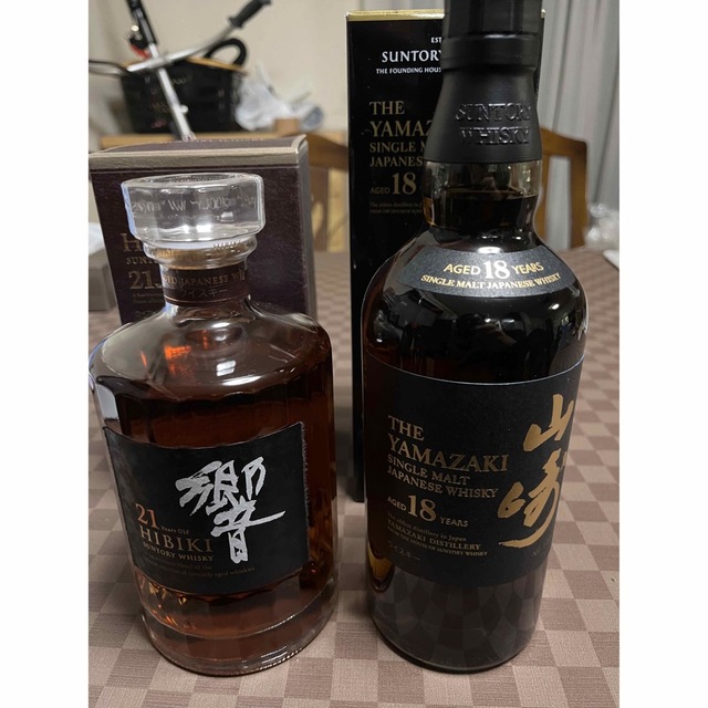 サントリー - 山崎18年 響21年 2本セット 各箱付きの通販 by NOERI's サントリー - 山崎18年 響21年 2本セット 各箱付きの通販 by NOERI's