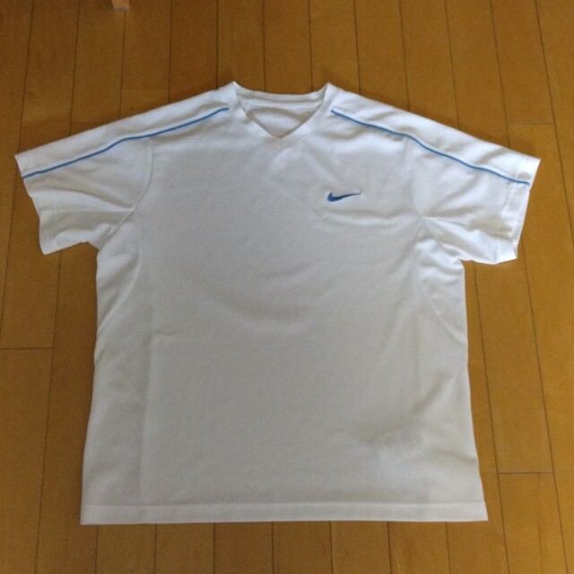 NIKE(ナイキ)のナイキ　Tシャツ メンズのトップス(Tシャツ/カットソー(半袖/袖なし))の商品写真