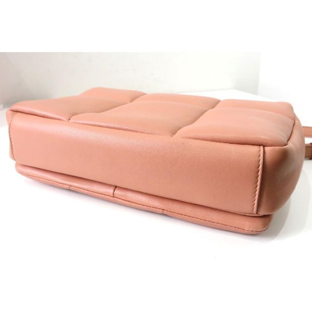 Ferragamo - 定価25万 美品 フェラガモ ヴァラ チェーン ショルダー