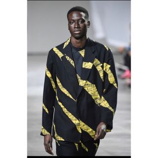 イッセイミヤケメン(ISSEY MIYAKE MEN)のイッセイミヤケメン　19AW ロウケツ染めジャケット(テーラードジャケット)