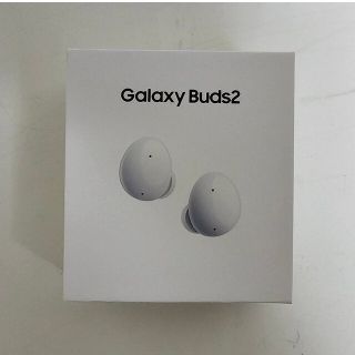 サムスン(SAMSUNG)のGalaxy Buds2 ホワイト(ケースおまけ付き)　新品未使用(ヘッドフォン/イヤフォン)