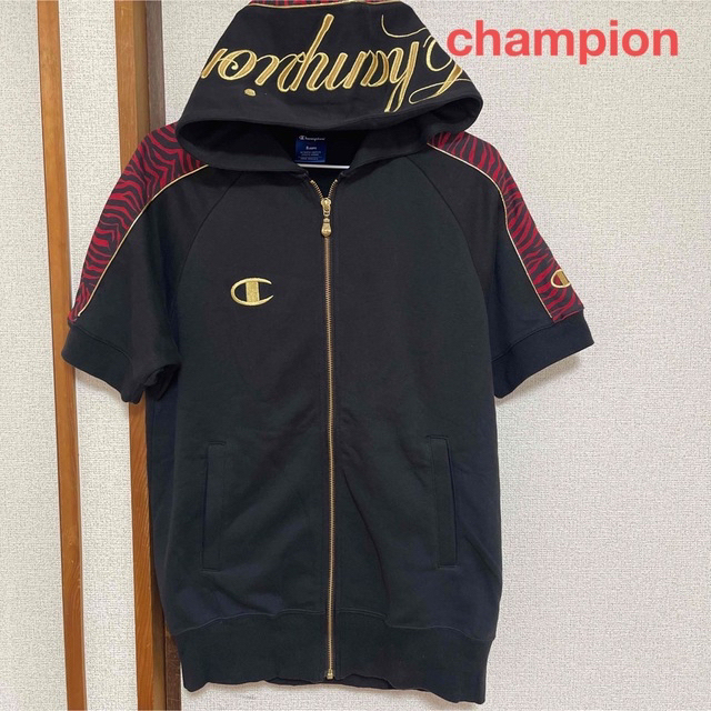 Champion(チャンピオン)のチャンピオン　champion 半袖　パーカー メンズのトップス(パーカー)の商品写真