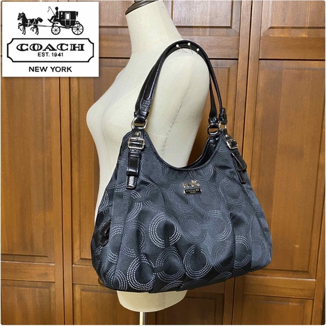 COACHコーチ シグネチャー ショルダーバッグ ブラック