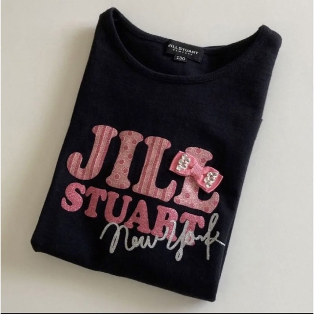 JILLSTUART NEWYORK(ジルスチュアートニューヨーク)のジルスチュアート　半袖　パフスリーブ　シャツ　Tシャツ　キラキラ　ロゴ　春　夏 キッズ/ベビー/マタニティのキッズ服女の子用(90cm~)(Tシャツ/カットソー)の商品写真