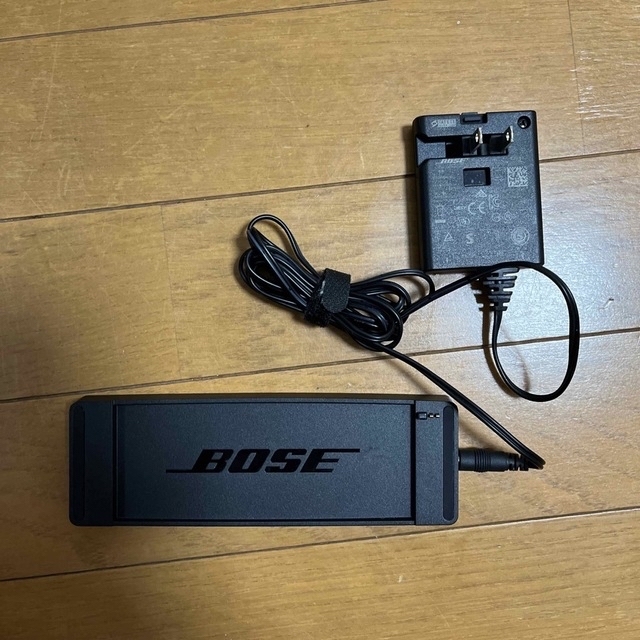 Bose soundlink mini ポーズ　サウンドリンク スマホ/家電/カメラのオーディオ機器(スピーカー)の商品写真