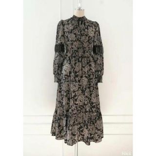 ハーリップトゥ(Her lip to)のHerlipto Winter Floral Long-sleeve Dress(ロングワンピース/マキシワンピース)