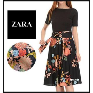 ザラ(ZARA)の【ザラ　ZARA】フラワープリントスカート　黒　花柄　膝丈　S　フレアスカート(ひざ丈スカート)