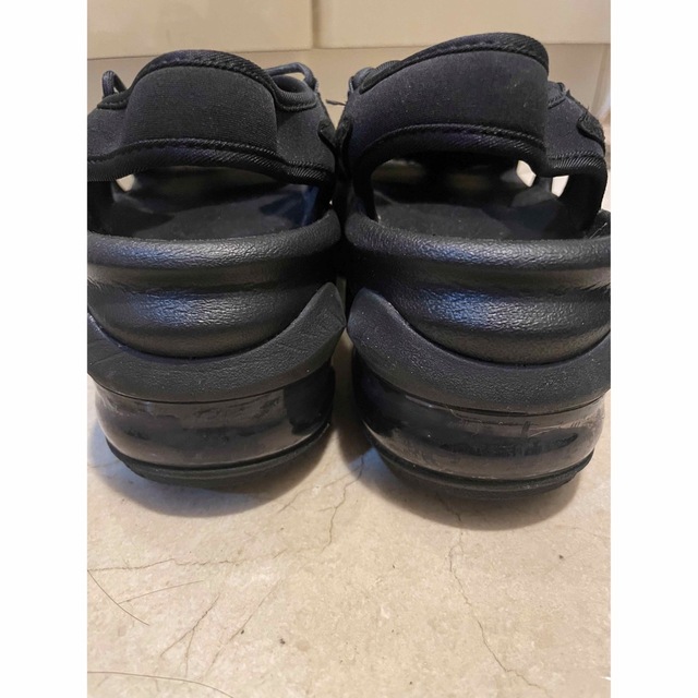 NIKE(ナイキ)のNIKE AIR MAX KOKO 25cm 黒 エアマックスココ レディースの靴/シューズ(サンダル)の商品写真