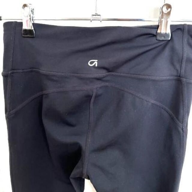 GAP(ギャップ)の【大人気】GAP ギャップ レギンス ブラック クロップド丈 レディース【XS】 スポーツ/アウトドアのトレーニング/エクササイズ(ヨガ)の商品写真