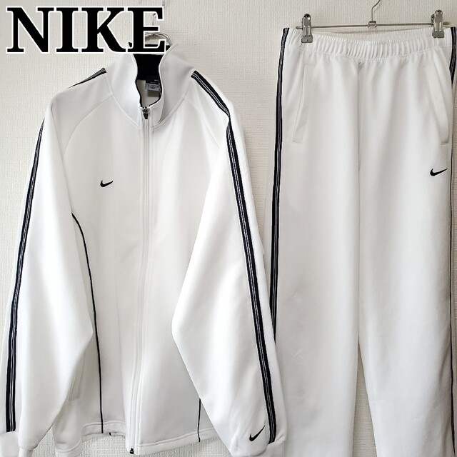 カラーホワイトNIKE ジャージ　白