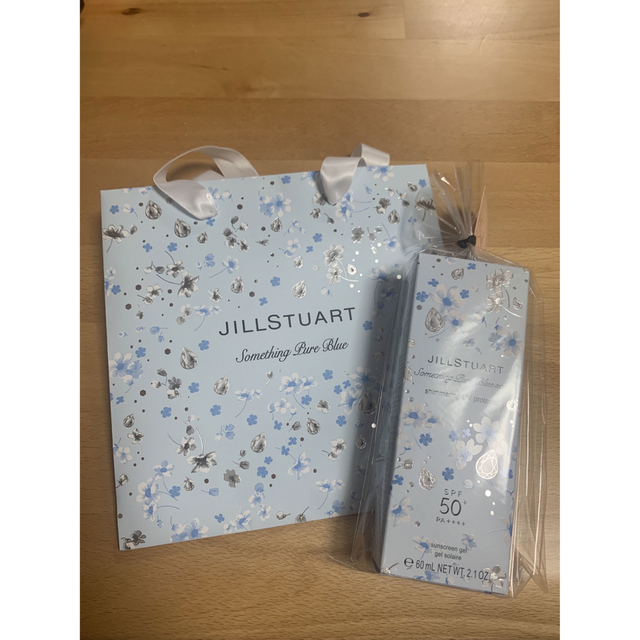 JILL STUART サムシングピュアブルーセントシマリングUVプロテクター