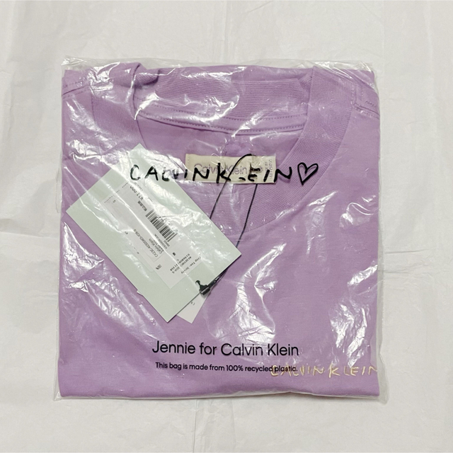 Jennie for Calvin Klein Tシャツ 紫 S ライラック-