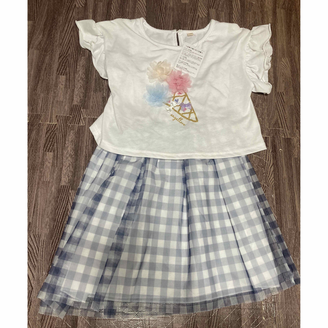 西松屋(ニシマツヤ)の西松屋　ワンピース　130 キッズ/ベビー/マタニティのキッズ服女の子用(90cm~)(ワンピース)の商品写真