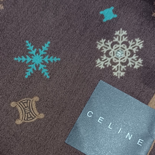 celine(セリーヌ)の値下げ📌セリーヌ☆大判ハンカチ❄️ レディースのファッション小物(ハンカチ)の商品写真