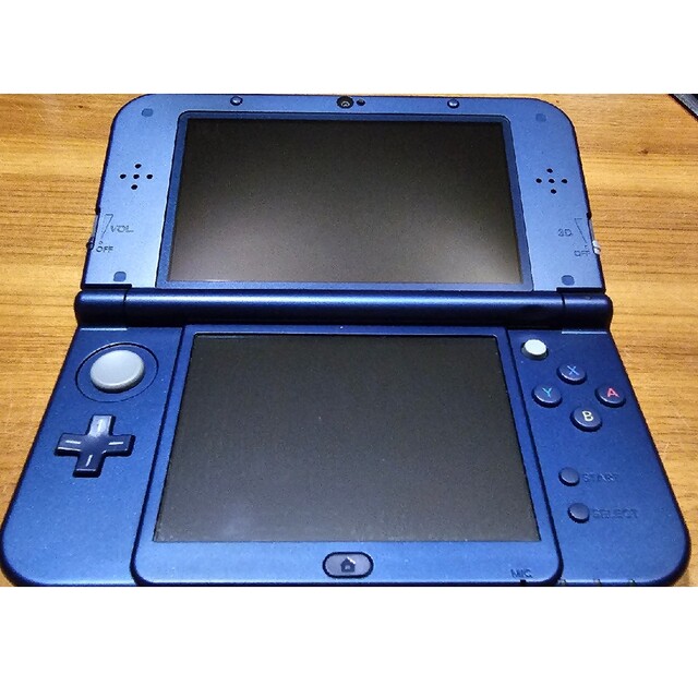 Newニンテンドー3DS LL メタリックブルー 偽トロ キャプチャー付属で Newニンテンドー3DS LL メタリックブルー 偽トロ キャプチャー付属で
