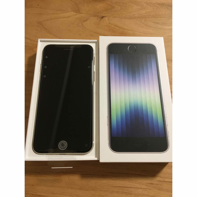 iPhone SE3 64gb スターライトスターライト容量