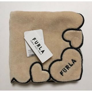 フルラ(Furla)のFURLA 新品タオルハンカチ ハート ベージュ　(ハンカチ)