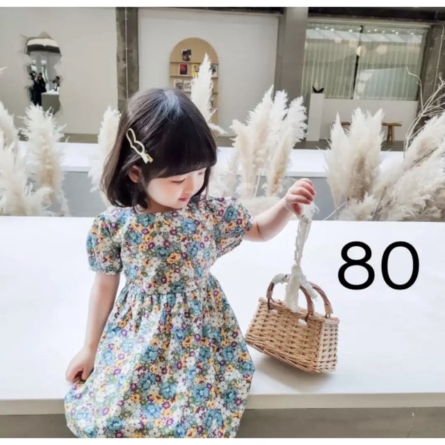 80センチ♡ 小花柄 ワンピース キッズ/ベビー/マタニティのベビー服(~85cm)(ワンピース)の商品写真