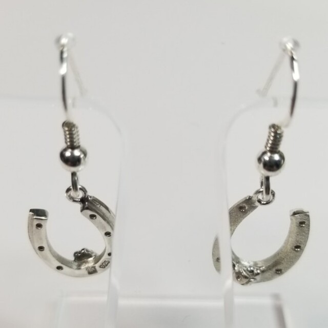 シルバーピアス