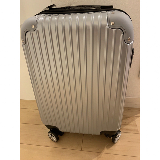 新品】スーツケース - スーツケース/キャリーバッグ