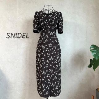 スナイデル(SNIDEL)の2点　専用(ひざ丈ワンピース)