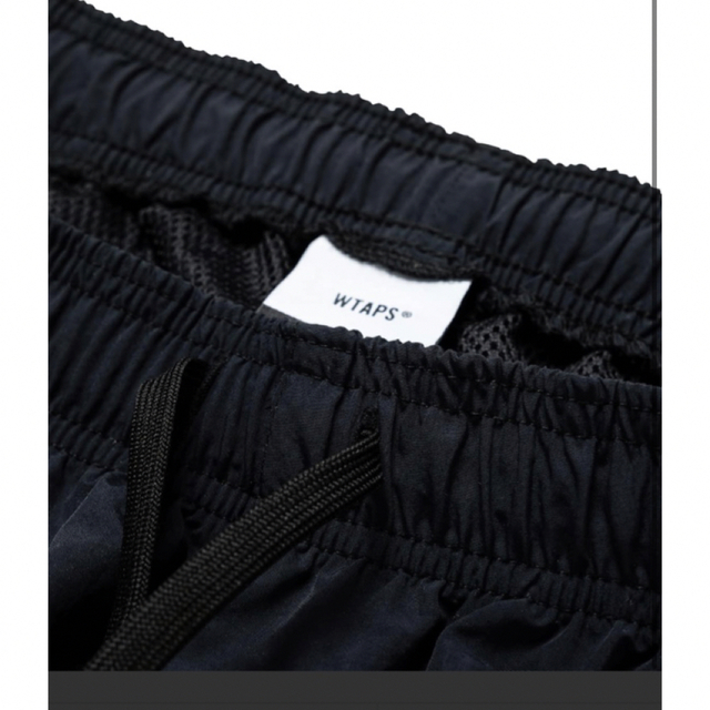 W)taps(ダブルタップス)のwtaps プルオーバージャケットパンツセットアップ　XL 黒 メンズのジャケット/アウター(ナイロンジャケット)の商品写真