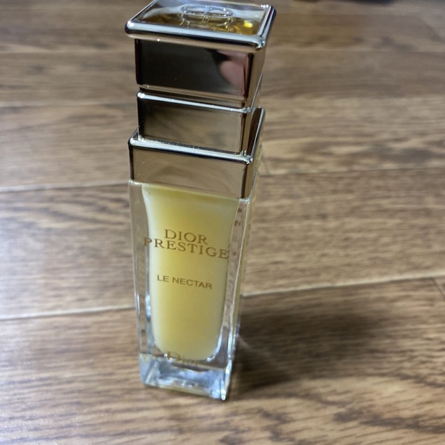 Dior(ディオール)の美品！　DIOR ディオール　プレステージ　ル　ネクター　30ml  値下不可 コスメ/美容のスキンケア/基礎化粧品(美容液)の商品写真