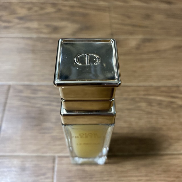 Dior(ディオール)の美品！　DIOR ディオール　プレステージ　ル　ネクター　30ml  値下不可 コスメ/美容のスキンケア/基礎化粧品(美容液)の商品写真