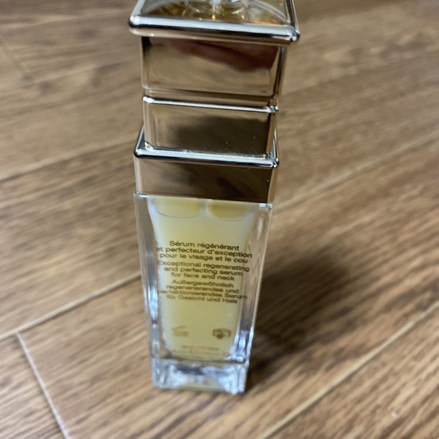 Dior(ディオール)の美品！　DIOR ディオール　プレステージ　ル　ネクター　30ml  値下不可 コスメ/美容のスキンケア/基礎化粧品(美容液)の商品写真