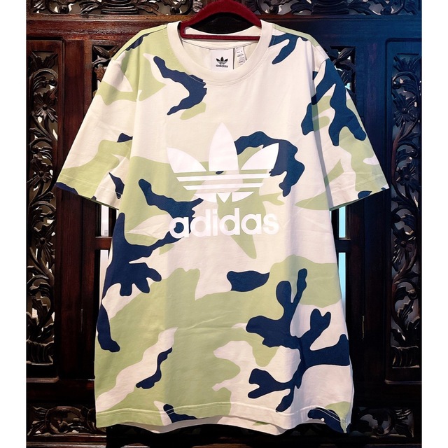 adidas(アディダス)のアディダス オリジナルス Tシャツ ジャージ 迷彩柄 グリーン カモフラ柄  メンズのトップス(Tシャツ/カットソー(半袖/袖なし))の商品写真