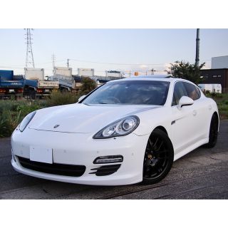 ポルシェ(Porsche)のポルシェ　パナメーラS カスタム　スポーツエグゾースト　SR 全国最安値　極上☆(車体)