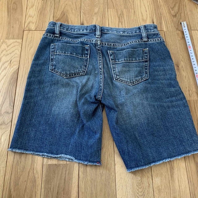 gap ジーンズ　デニム　ショートパンツ　短パン　ハーフパンツ レディースのパンツ(ショートパンツ)の商品写真