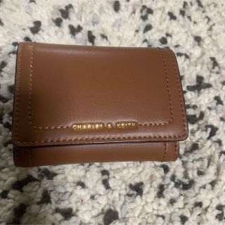 チャールズアンドキース(Charles and Keith)のCHARLES&KEITH 財布　　値下げしました。(財布)