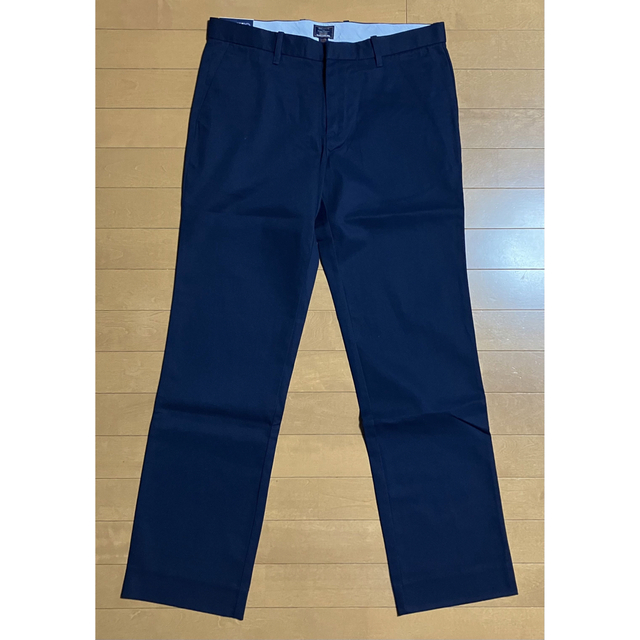 GAP(ギャップ)の【新品】①GAP KHAKIS（86センチ×81センチ） メンズのパンツ(チノパン)の商品写真