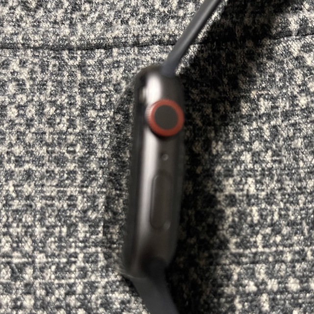 Apple Watch SE 第1世代 44mm セルラーモデル 美品 | www.innoveering.net