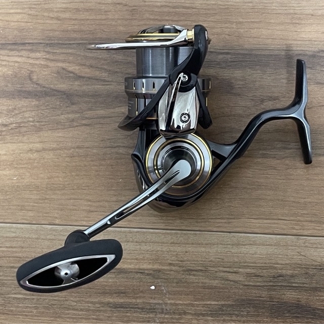 DAIWA(ダイワ)の21ルビアスエアリティ　LT4000-CXH オーバーホール済 スポーツ/アウトドアのフィッシング(リール)の商品写真