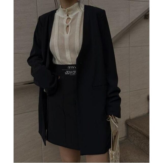 Ameri VINTAGE(アメリヴィンテージ)の黒 セット TWILL COLLARLESS JACKET MINI SKIRT レディースのジャケット/アウター(ノーカラージャケット)の商品写真